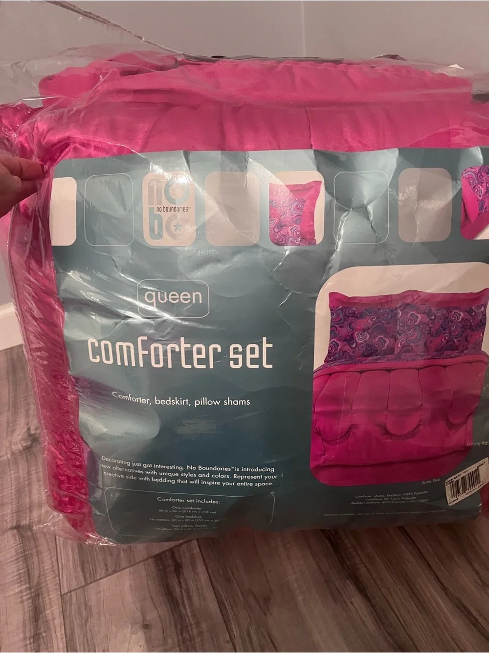 No Boundaries Hot Pink Queen Comforter Set with Shams and Bedskirt